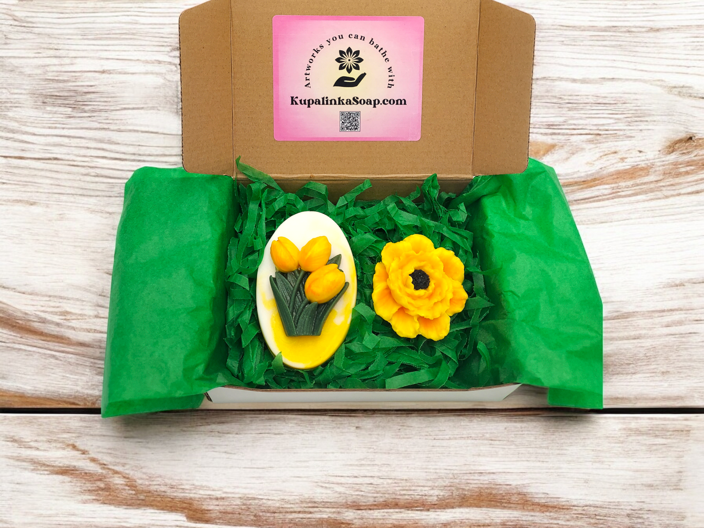 Handcrafted Flowers Soap Bars- Soap Gift Set- Artisan Shea Butter- Greeting Card- Gift for Her- Unique Present- Scented Soap- Vegan Soap