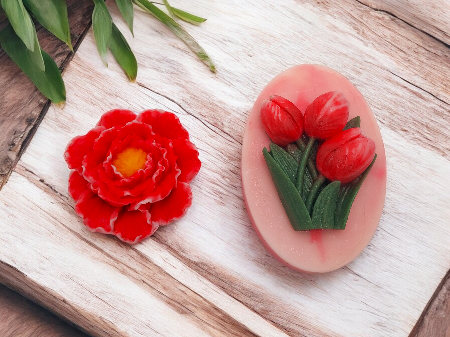 Handcrafted Flowers Soap Bars- Soap Gift Set- Artisan Shea Butter- Greeting Card- Gift for Her- Unique Present- Scented Soap- Vegan Soap