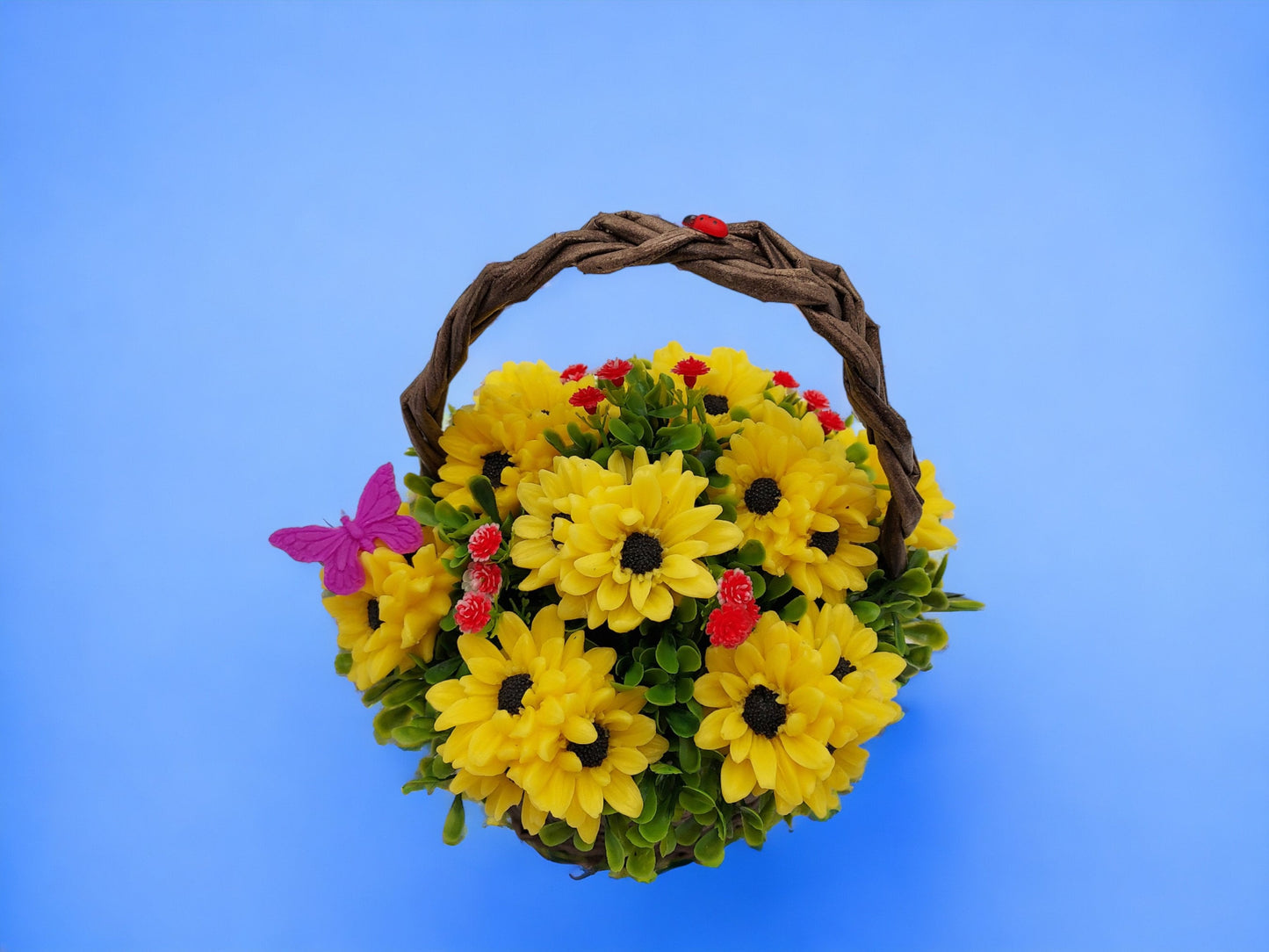 Sunflowers Soap in Wicker Basket and Lazy Cat Figure